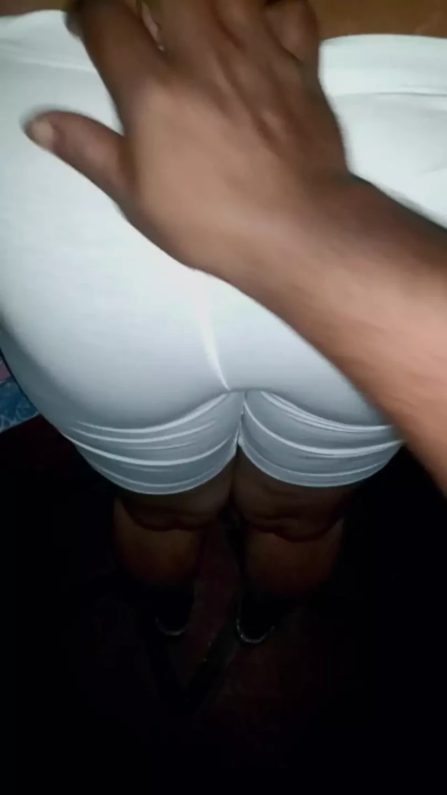 share My wife with a closed friend