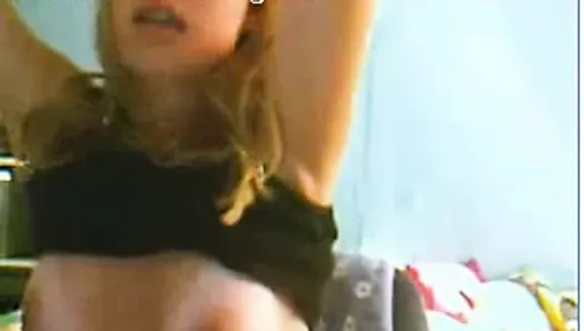 beautiful blondie striptease on webcam