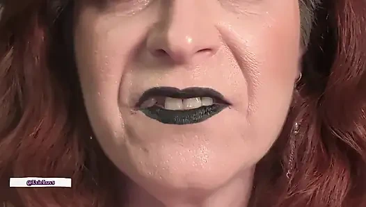 Mesum kecil menjijikkan: ibu tiri melihatmu membelaimu sampai aku berhenti