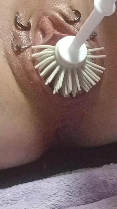 Must-share moment from "SklavinS plays with her pierced Pussy"