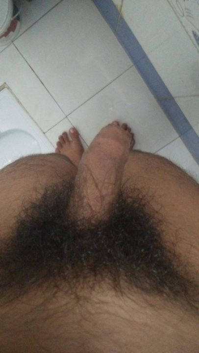 Cumshot in toilet