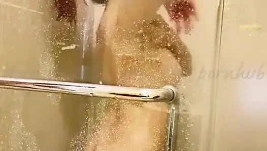 Cewek pinay dientot habis-habisan sama bosnya di kamar mandi