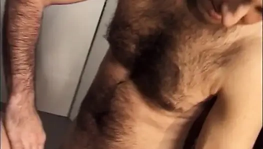 Kontrol pantat dokter dengan penis besar