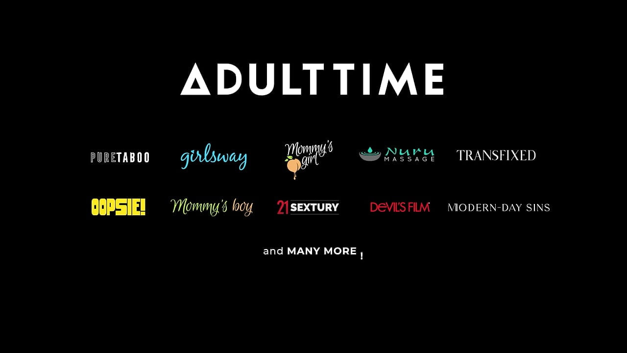 DEVILS FILM - Η καυλιάρα Victoria Voxxx πιάστηκε να αυνανίζεται σε λάθος ενοίκιο και στη συνέχεια γαμάει σκληρά τον ιδιοκτήτη