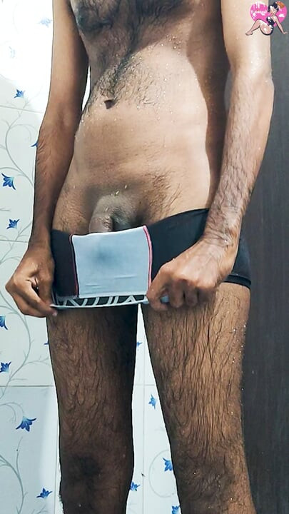 내가 목욕을 할 때 나는 내 여왕 중 하나를 기억, 그녀는 내 마음에 와서, 나는 당신의 우유를 원한다, 그녀는 말했다, 목욕을 할 때,