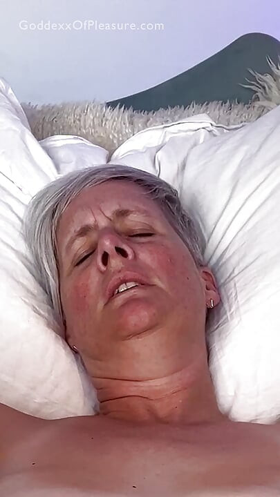 HOT PREVIEW: Best Friend's Mom Seduces Me - Hot MILF Fucking Machine POV