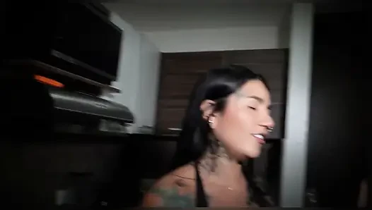 House Tour of a Big Ass Porn Actress's House - Ends in a Great Fuck