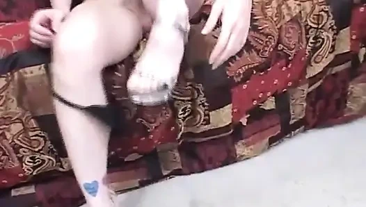 Seksi sarışın kıllı amcık sikişi... Amına boşalma