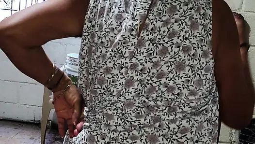 Nine çamaşır yıkarken ateşli oluyor