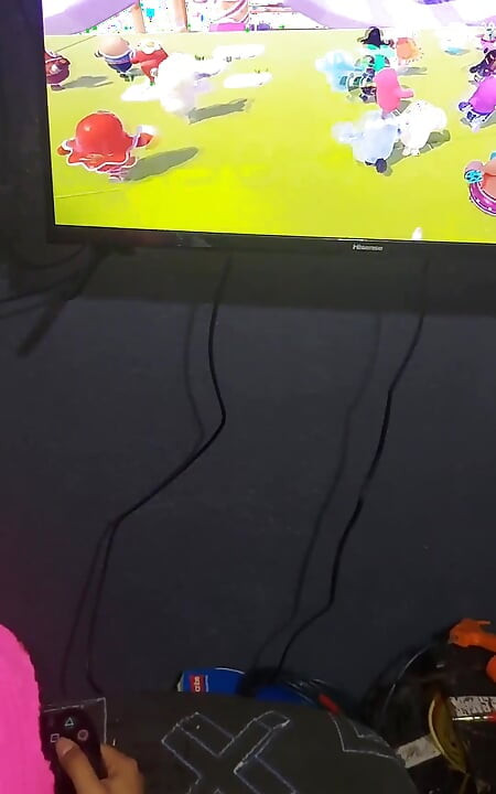 Otaku Slut Enjoys Getting Fucked While Playing Video Games