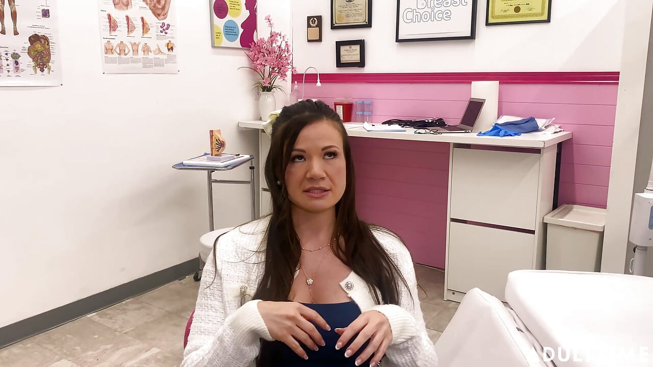 Gym Crushes, Homie Hopping, & More  Casey Calvert, Alison Rey, Sophia Locke, Lexi Luna  Adult Time