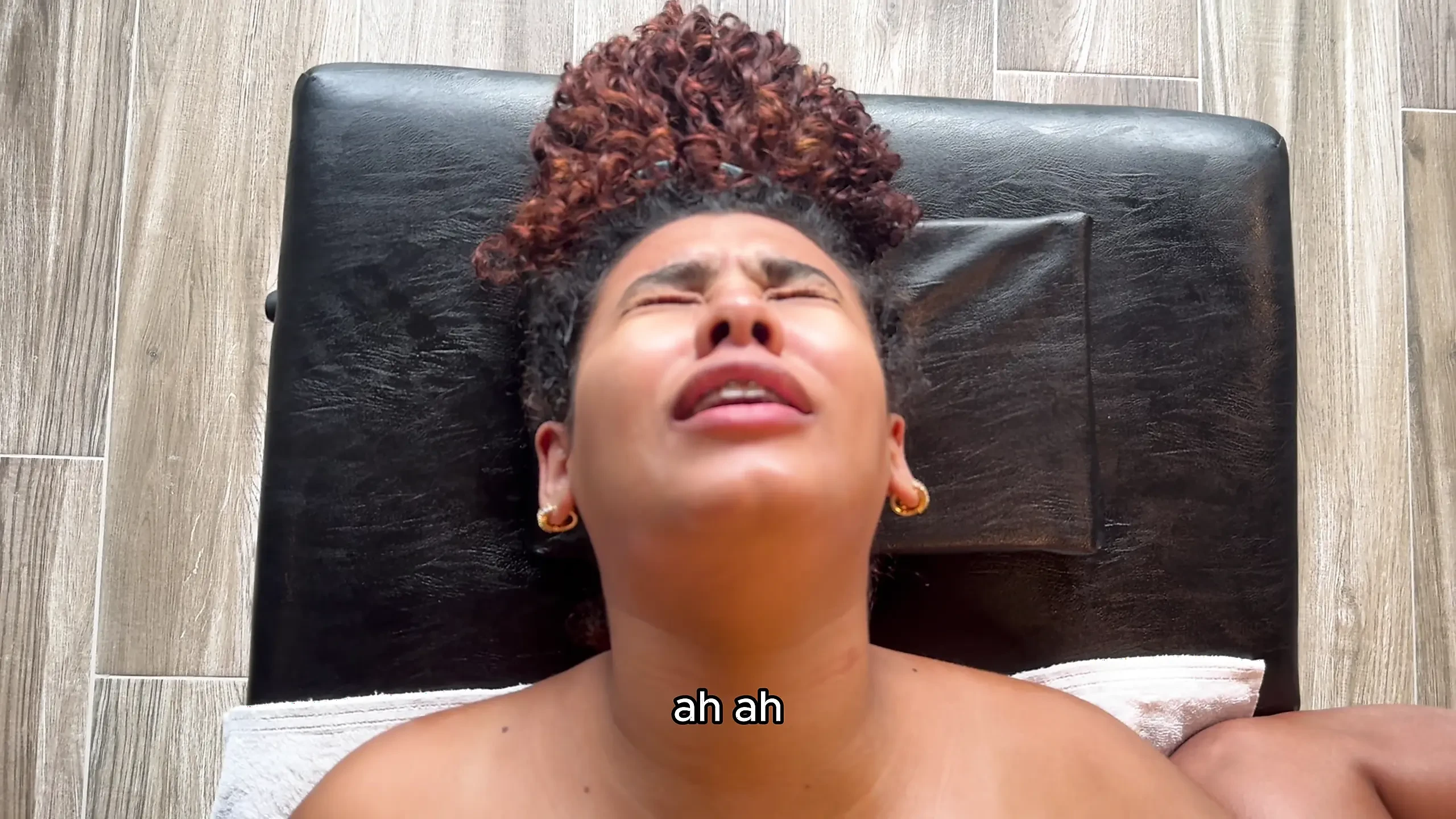 Erotic Massage Until She Squirt