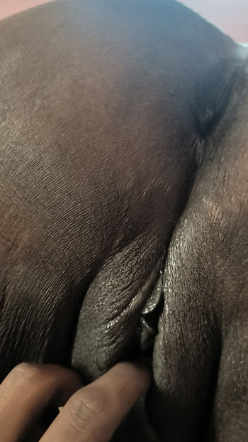 Jebanje pičke tetke prstima