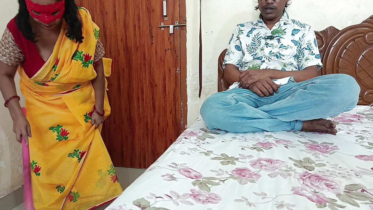 Hindi hot maid oral fuck sex in hindi, Kaamwali Bai ki chudai
