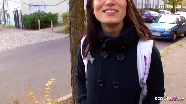 GERMAN COLLEGE GIRL PICKED UP AND FUCKED BY HUGE COCK – CASTING