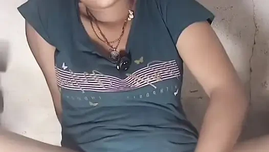 Desi girl in burr 3 fingers of lentil burr water came out Hindi audio masturbation