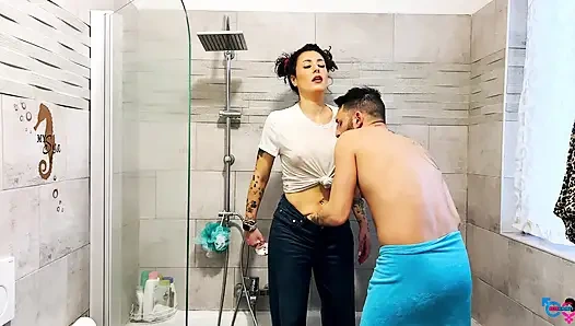 Married Plumber Fucks a Client in the Bathtub and Repentant Eats Cum From Jeans to Hide Evidence