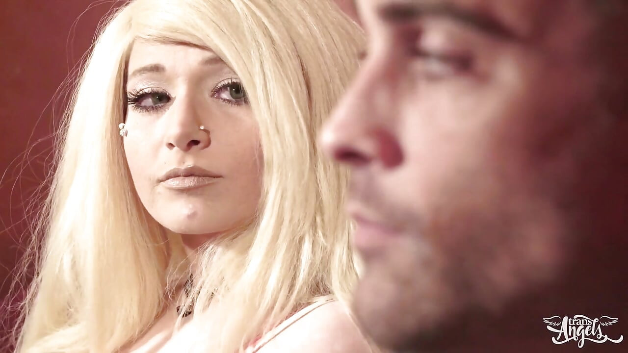 Transangels - Χαλάρωση με διέγερση - Lance Hart, Chanel Santini