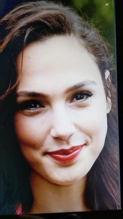 Gal Gadot Cum Tribute
