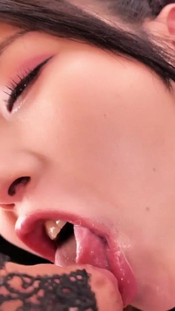 Matsumine Kohaku - Deepthroat Training! Massive Swallowing! A Perverted Circle Of Trans Lovers. | Clip 1