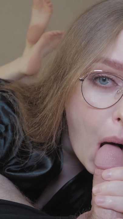 Multiple Cumshots While Step Mom Sucking my Cock, Sudden Cum On Her Face and I Couldn't Stop Cumming | Clip 1