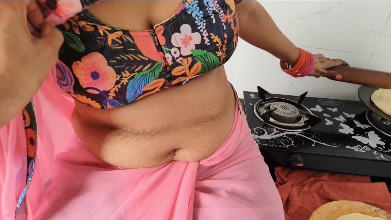 Aaj bhabhi ki kichin me karte bawkt ki bhabhi ki jabarjast chudayi