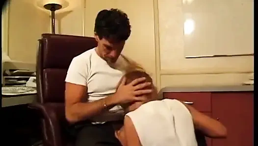 Cute teenager tramp gets her cunt banged