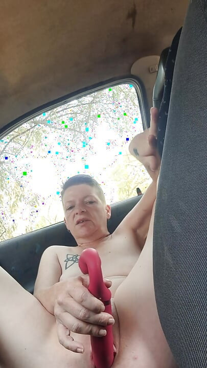 لعب سيارة بالرش، كاد أن يقبض عليه