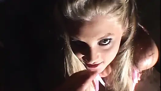 Ein junger arsch bereit für analfick!