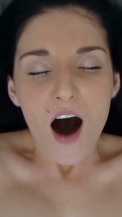 Czech Orgasm 185: Magical Orgasm
