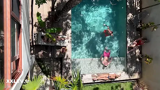 Foursome with Rebecca Volpetti and Tiffany Leiddi in Mexico