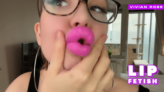 Teasing you with big fake lips - Lots of kissing noises & dirty talk