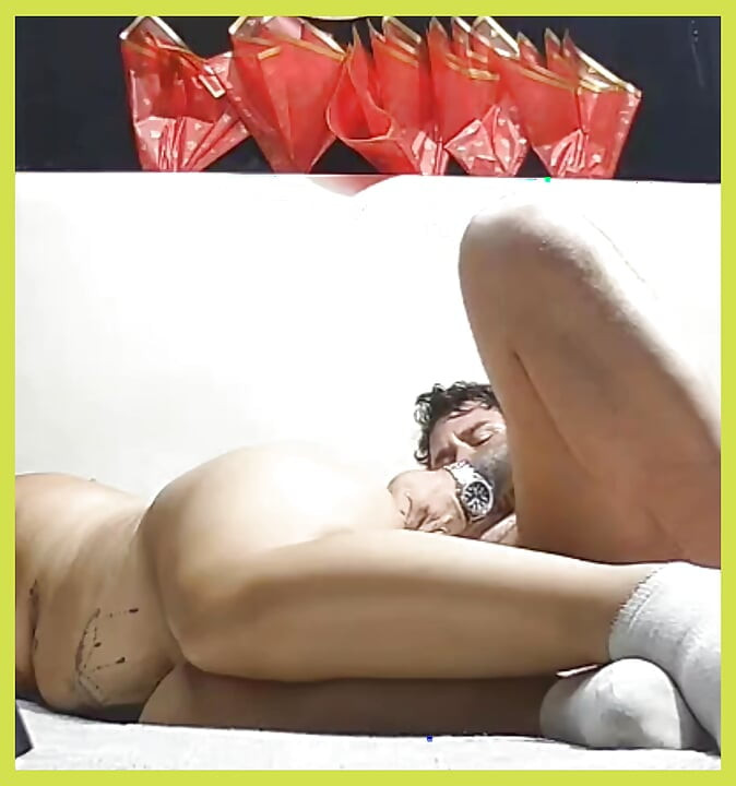 和我的继母在她家玩