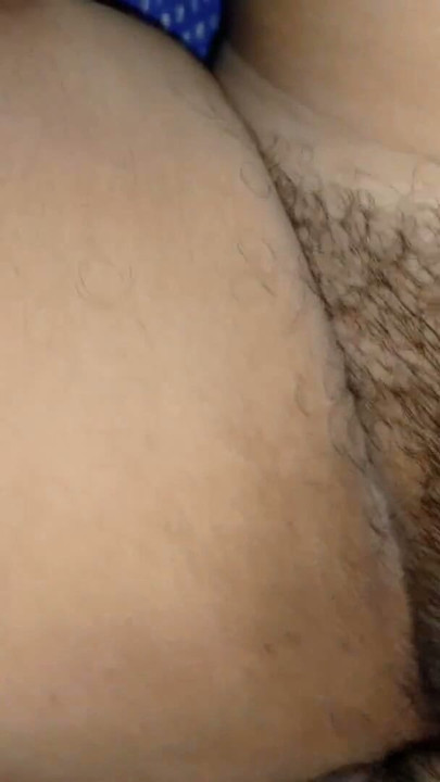Dhire se daliye, virgin hu' - Desi high school girl 18+ talking dirty in hindi and losing her anal virginity | Clip 3