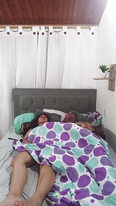 mi esposo me da delcioso mañanero.