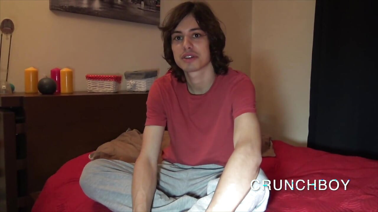 Süper yakışıklı bir adam heteroseksüel bir adam tarafından becerdin