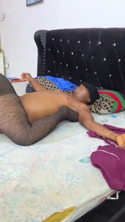 BIG ASS AMATUER WIFE SWALLOW BBC IN DIFFERENT STYLE | Clip 1