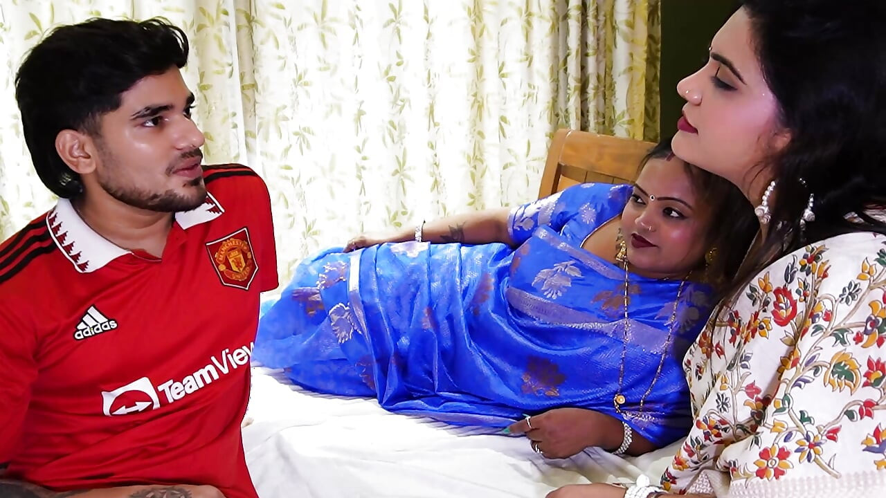 INDIAN DESI TWO BHABI FUCKED THEIR DEBORJI WHEN THEIR HUSBAND NOT IN HOME