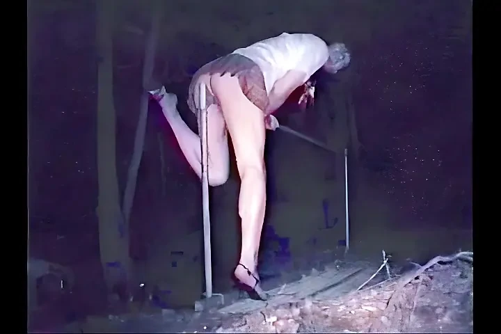 Seksercise Pai-chan di hutan