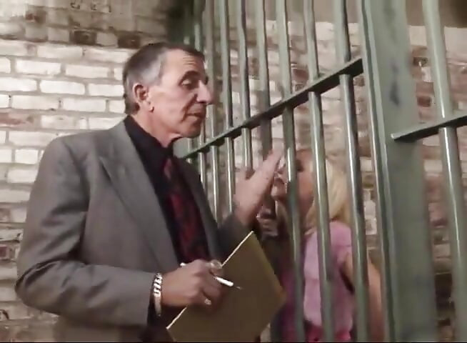 ¡Para, estás en una jaula!