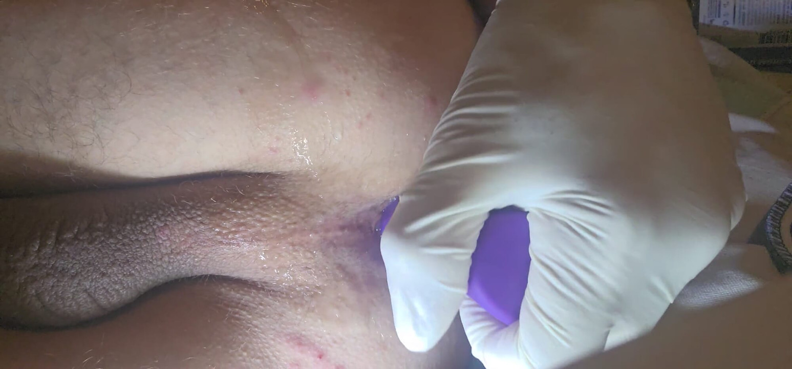 Wet Anal toy solo