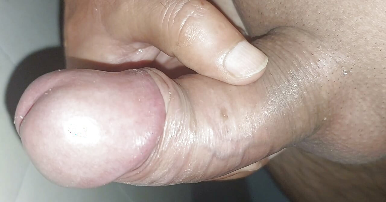 I love handjob whene my daddy give me a handjob