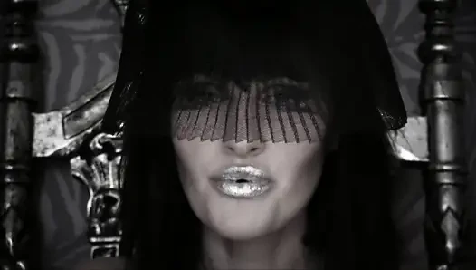 Fascinatrix...