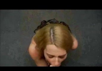 Blowjob & sperma im mund 7