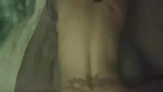 Stiefschwester liebt diesen riesigen schwanz.