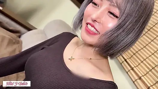 Stunning Dental Hygienist Allure Shines as Reactions Intensify During a Bold Encounter Angle