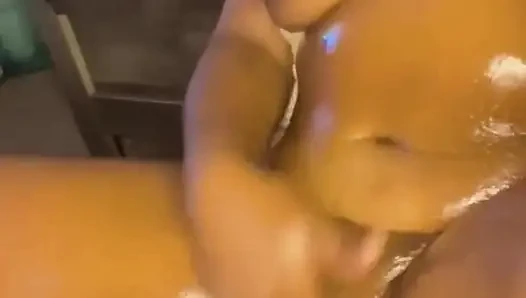 Reiben, klatschen, meine muschi, intensives squirting, körper schütteln, orgasmen