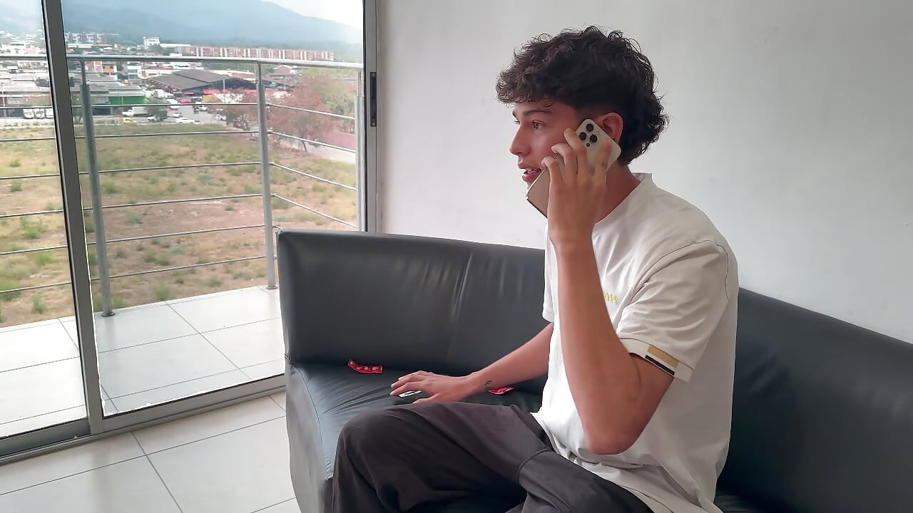 I have a doubt about how to use a condom so I call my neighbor to teach me, we end up fucking hard until I come on her.