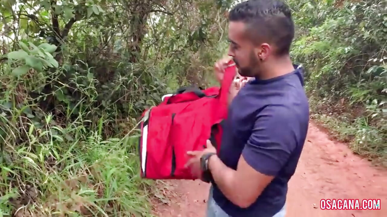 Encontramos Duas Safadas No Caminho