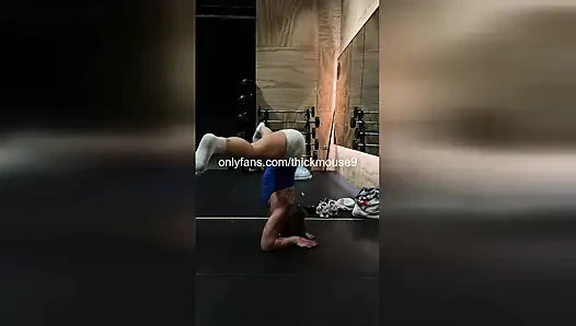 BEIM SCHWANZLUTSCHEN AUF INSTAGRAM LIVE ERWISCHT